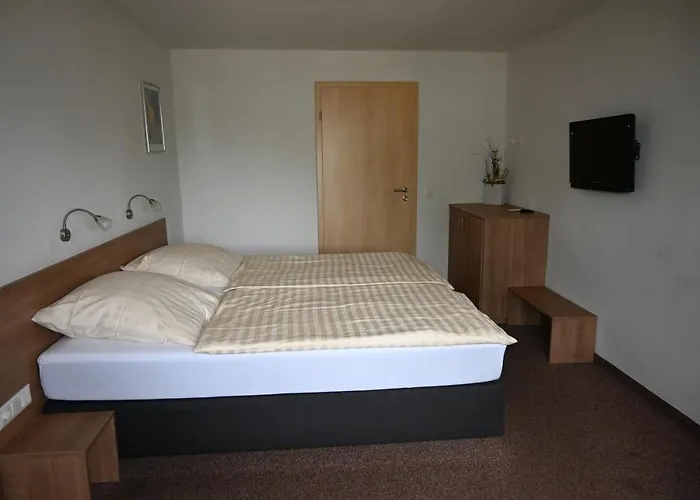 Restaurant Zum Schwan Hotel *